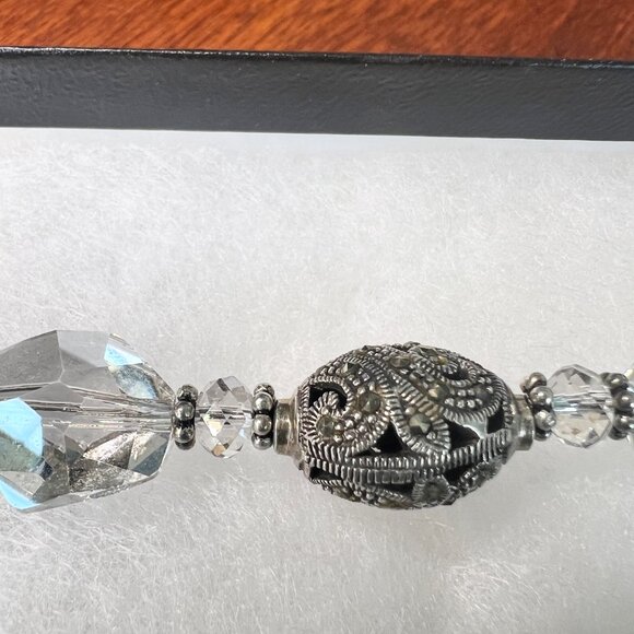 Handmade Crystal and Sterling Silver Filigree toggle chain 16" necklace - Picture 4 of 6